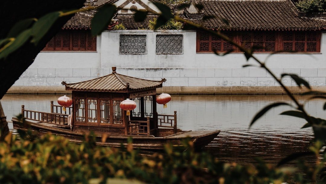 苏州水巷画舫